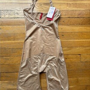 Spanx Nude Shapewear Bodysuit New with Tags Size S Open Bust Mid Thigh